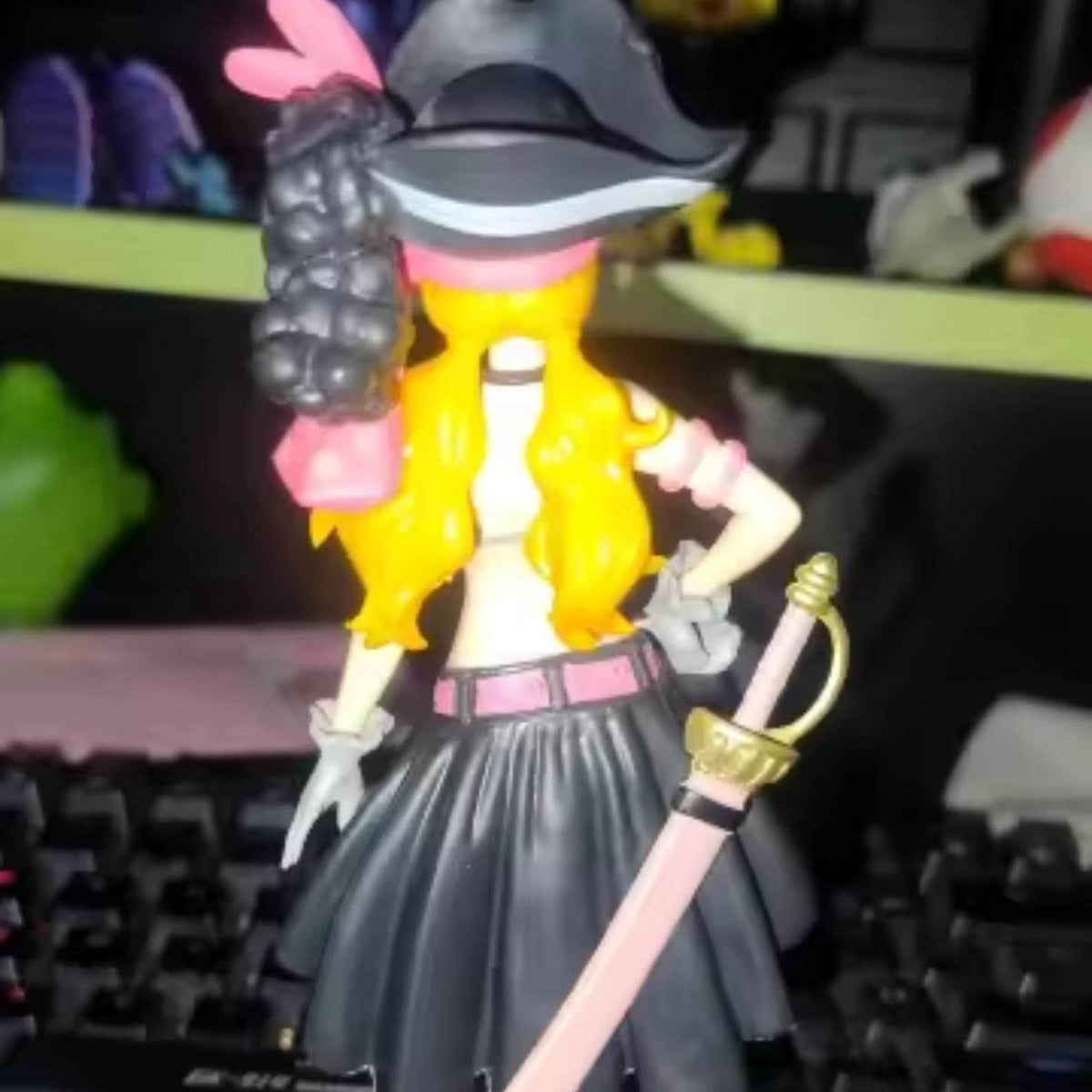 One Piece Nami Figure – Detailed PVC Collectible