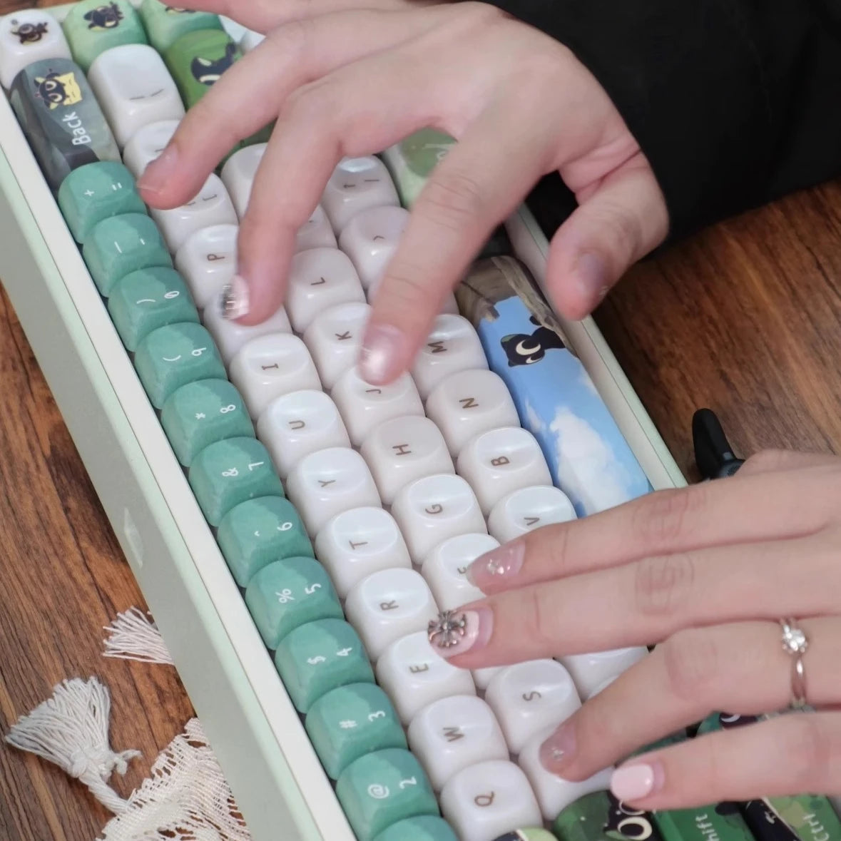 Luo Xiaohei anime keycap set – alternate view 3