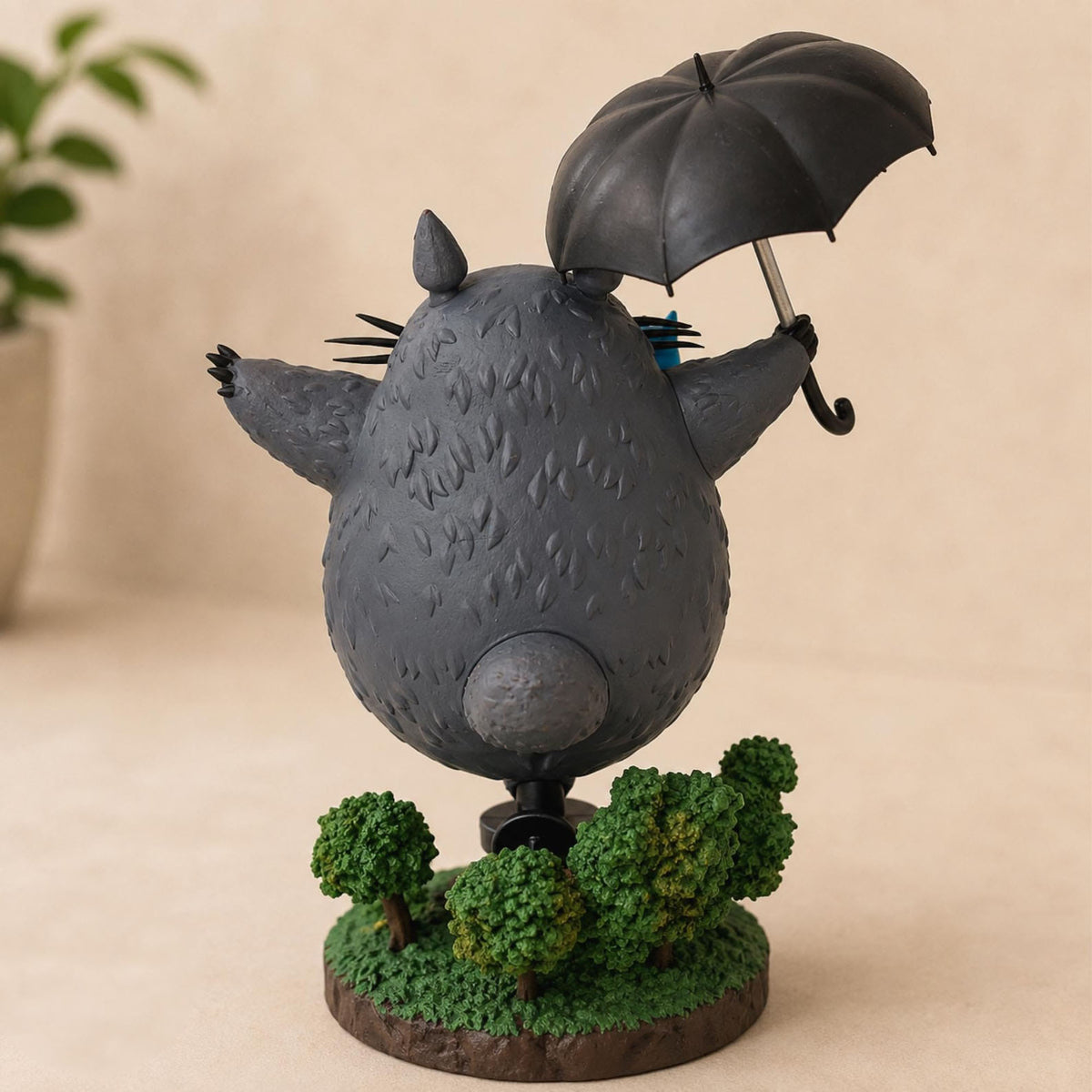Totoro Flying Umbrella Statue